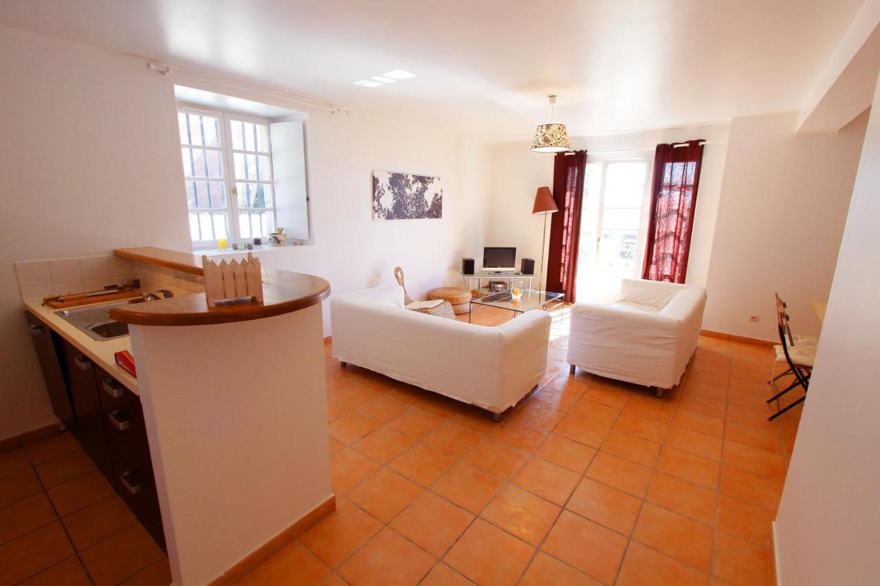 Domaine De Garille Villa Aragon Exterior photo